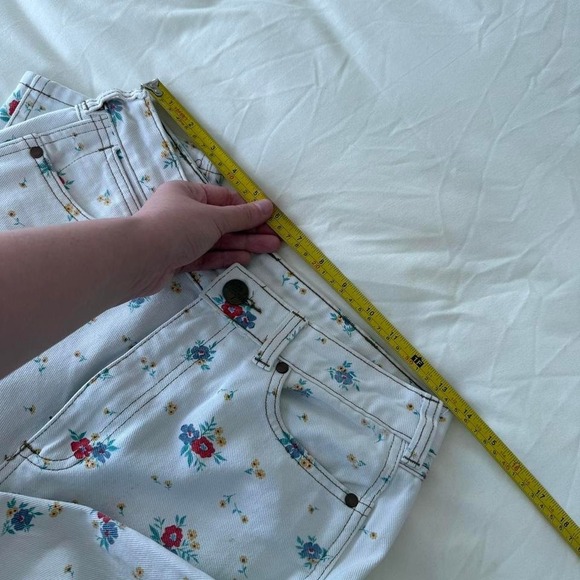 wrangler x billabong limited edition white she's cheeky floral jeans womens‎ 25 - Picture 6 of 9